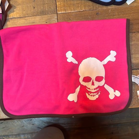 Skull American Apparel Burp Rag - Picture 1 of 2